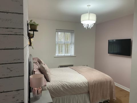 Double room with en-suite Bed and Breakfast in Widnes