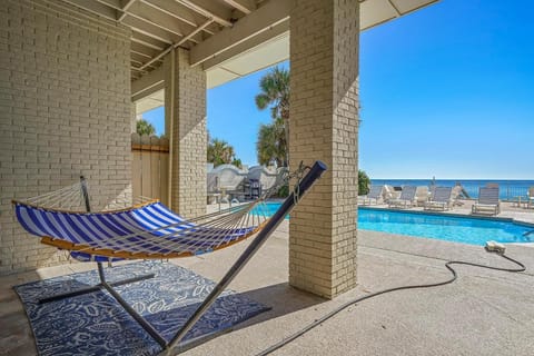 Beach Funatics - Beach Front Home with Private Pool Area & Game Room House in Miramar Beach