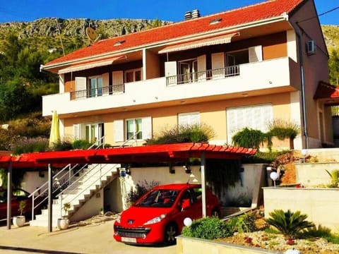 Apartment Strandnahe Ferienwohnung in Podstrana by Interhome Apartment in Podstrana