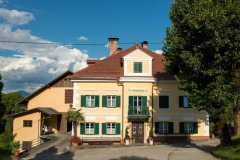 Property building, Facade/entrance, Garden view, Mountain view