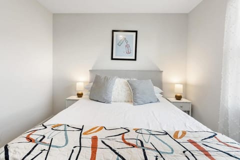 4BR 2BA Family Scape Sleeps 8 Ft Jackson House in Columbia