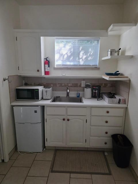 Kitchen or kitchenette, microwave, toaster