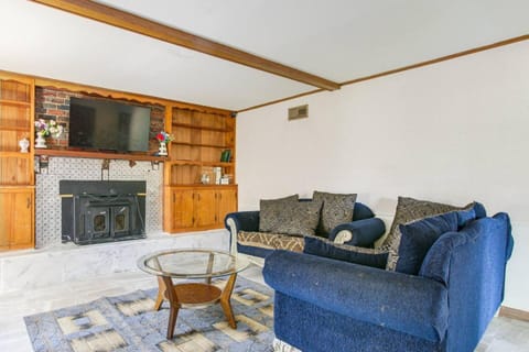 Big Yard • Patio + Grill • Pet Friendly House in Memphis