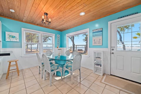 Bama Breeze House in West Beach