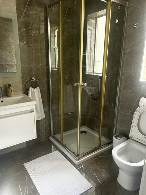 1 bedroom apartment steps away from seafront Apartment in Sliema