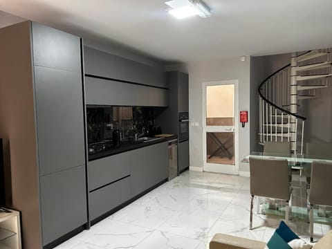 1 bedroom apartment steps away from seafront Apartment in Sliema