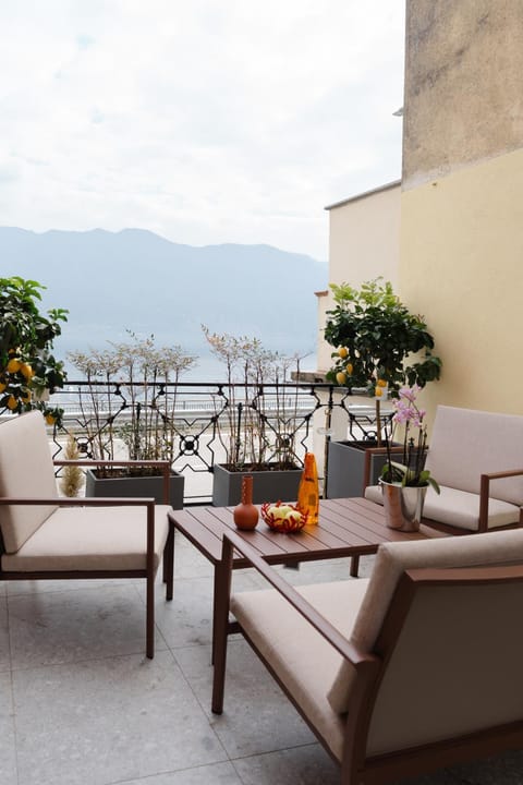 Patio, Balcony/Terrace, Lake view