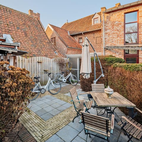 Garden, Balcony/Terrace, Cycling