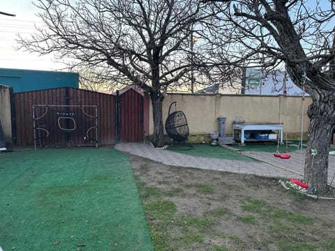 Căsuța Tenu House in Craiova