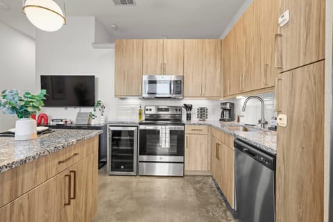 Coffee/tea facilities, Kitchen or kitchenette