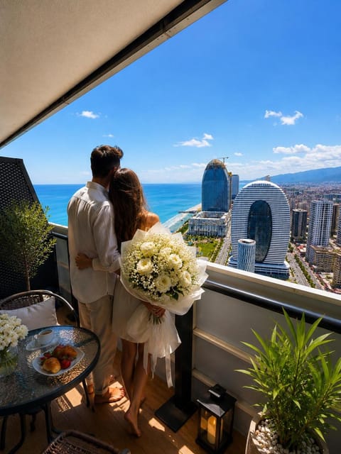 Day, People, Natural landscape, View (from property/room), Balcony/Terrace, Guests, Sea view, group of guests