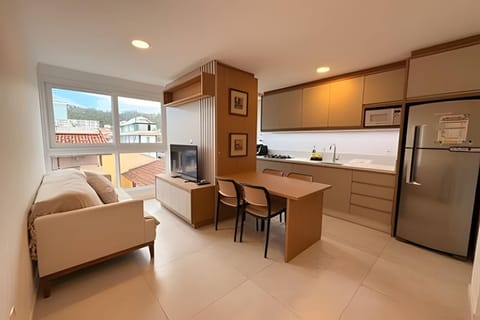 TV and multimedia, Living room, Dining area