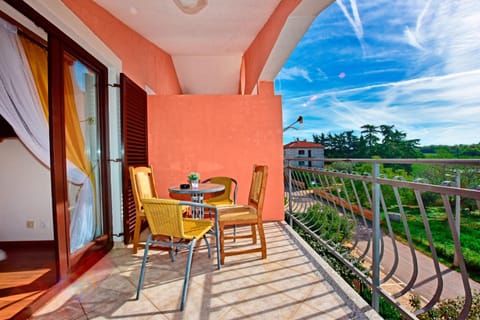 Balcony/Terrace, children, Family