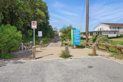 Eagles Nest Beachfront Property House in Norfolk