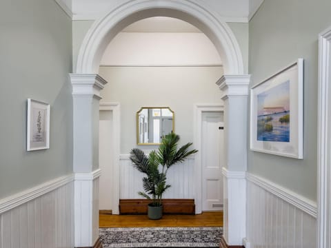 Property building, Decorative detail