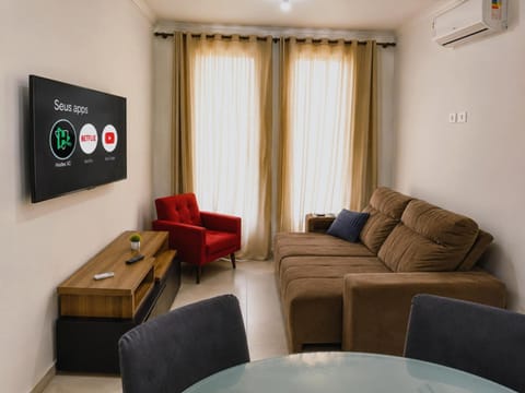 Communal lounge/ TV room, TV and multimedia, Living room