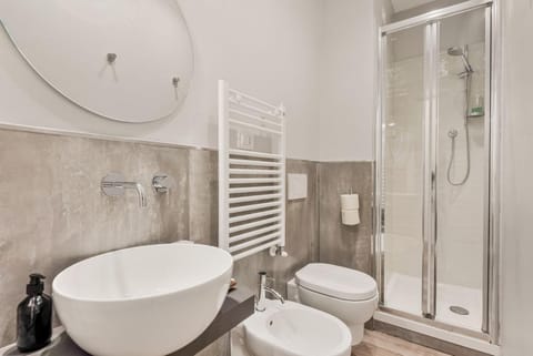 Rooms La Spezia 5Terre-Vicino alla stazione Bed and Breakfast in La Spezia