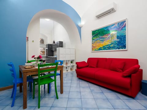 Kitchen or kitchenette, Living room, Dining area, air conditioner