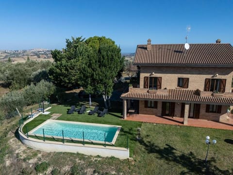 Day, Garden, Garden view, Pool view, Swimming pool, sunbed