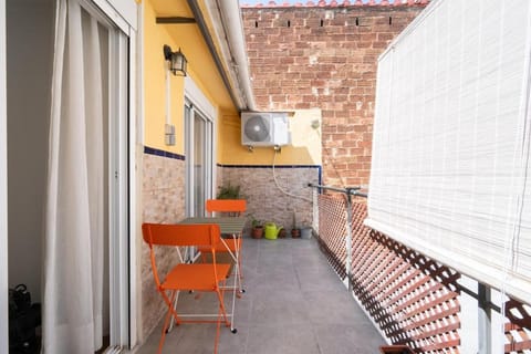 Apartamento Completo junto playa y Centro Bcn Apartment in Badalona