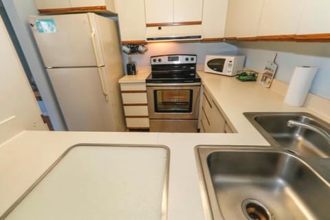 Harbour Oaks 503 House in Demere Park