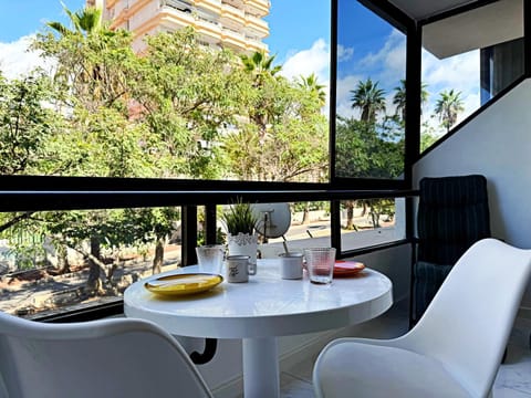 Day, Garden, Balcony/Terrace, Balcony/Terrace
