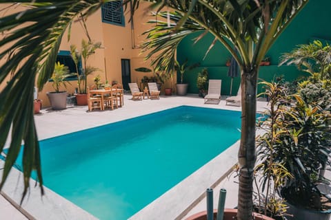 Property building, Swimming pool