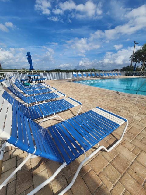 Harbor Haven Escape Apartment in Ruskin