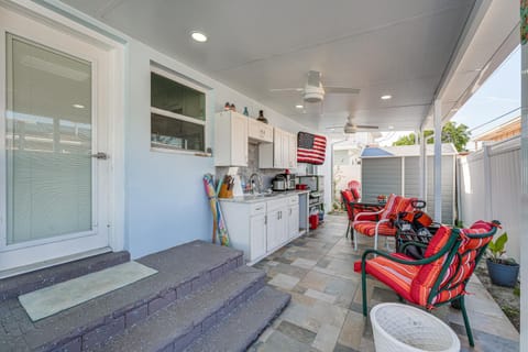 Steps to Madeira Beach! Family Getaway with Hot Tub House in Madeira Beach