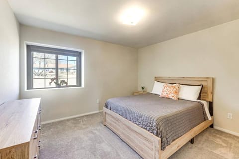 Joshua Tree Home • Fire Pit • Near Natl Park House in Joshua Tree