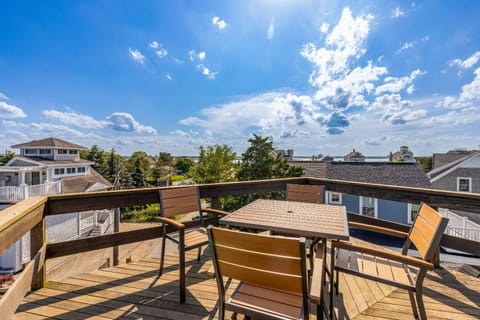 Sunrise Paradise House in Newburyport