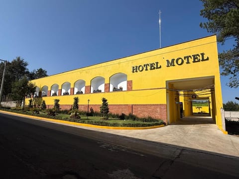 Hotel-Motel Calens Motel in Hidalgo, Mexico