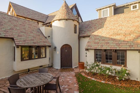 Walk to La Jolla Shores 2 homes Luxury Villa House in La Jolla Shores