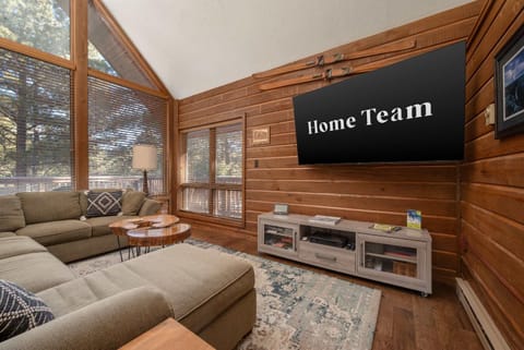 Pah's Haus Fire Pit Scenic View Dogs Welcome House in Angel Fire