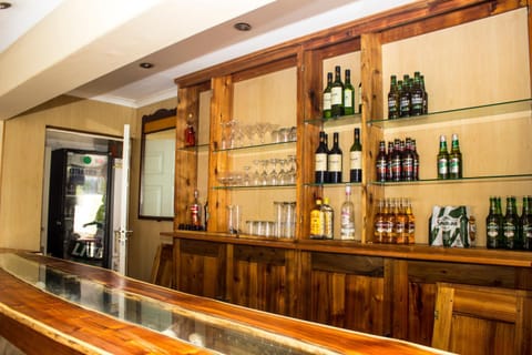 Lounge or bar, Drinks