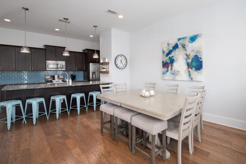 Seacrest Paradise Spacious 4 bedroom retreat in Inlet Beach, perfect for 13 guests House in Seacrest