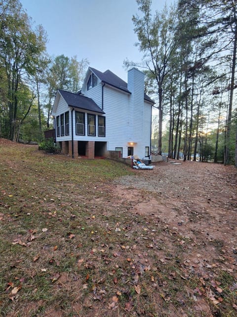 The Quiet Studio Lux apartment in central area Apartment in Newnan