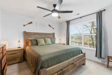 Modern Fishing Lodge 8ppl House in Branson