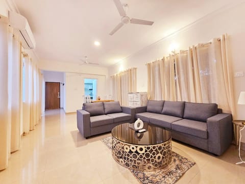 Living room, air conditioner