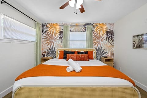 Bali Inspired - near White Sand Beach Heated Pool House in Seminole