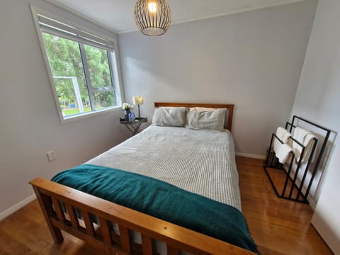 Country Harbourside Escape House in Auckland Region