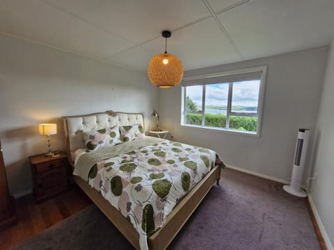 Country Harbourside Escape House in Auckland Region