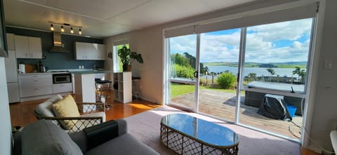 Country Harbourside Escape House in Auckland Region