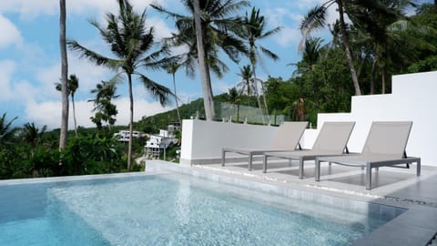 Patio, Pool view, Swimming pool, sunbed