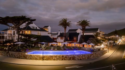 Property building, Night