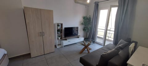 TV and multimedia, Seating area