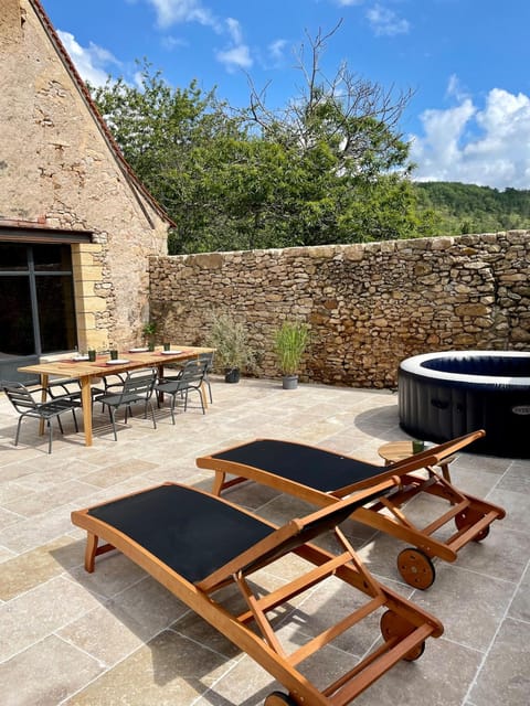 Patio, sunbed