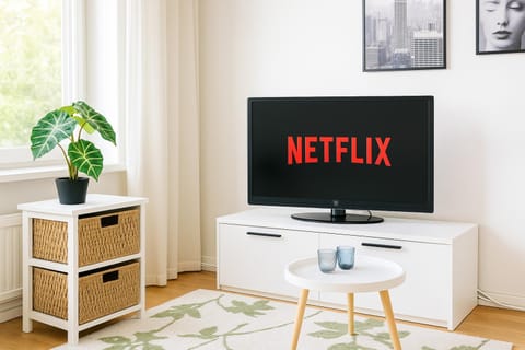 Living room, Entertainment