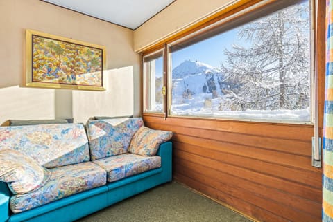 Hostdomus-Star Apartment Apartment in Sestriere
