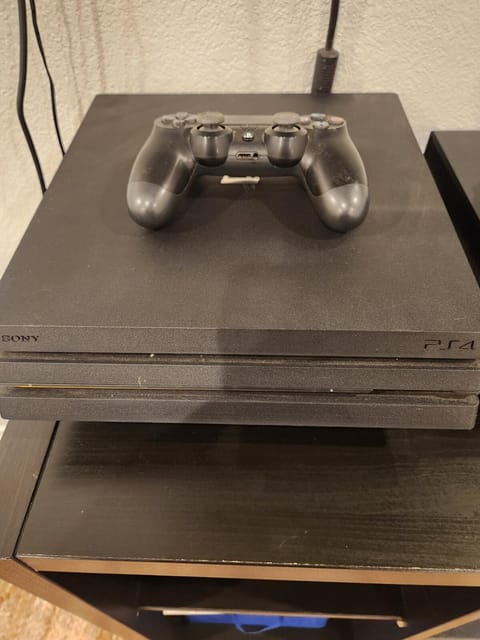 Stadium Oasis House in Arlington